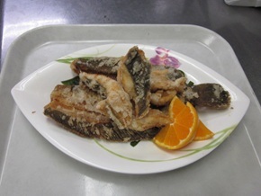 なめたカレイの唐揚げ.jpg